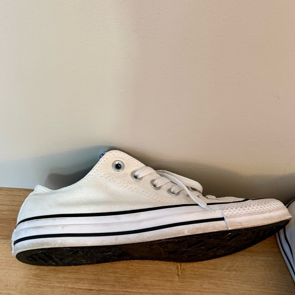 Converse - Picture 6 of 13